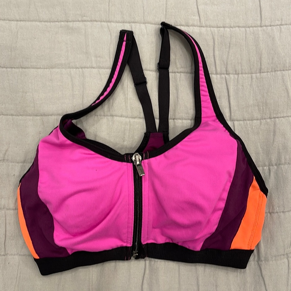 COPY - Victoria's Secret Sport Front Zip Sports Bra, 34B